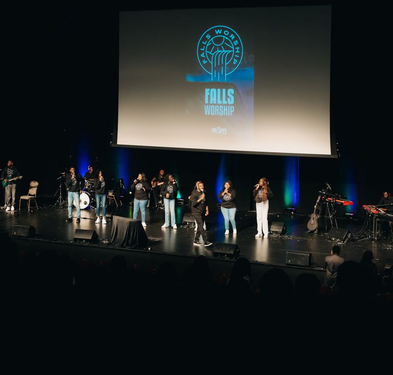Fall Worship Full